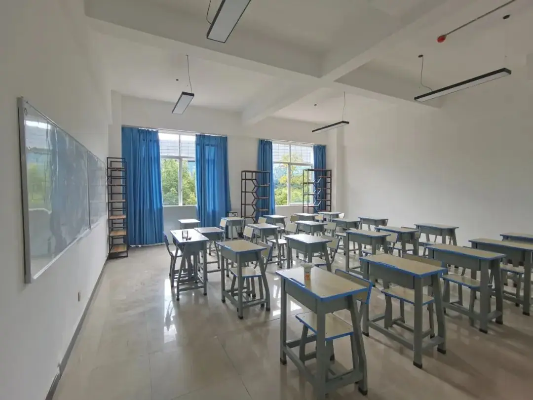 昆明黑马学校2024届高考【半学期】冲刺班 第8张 昆明黑马学校2024届高考【半学期】冲刺班 第8张