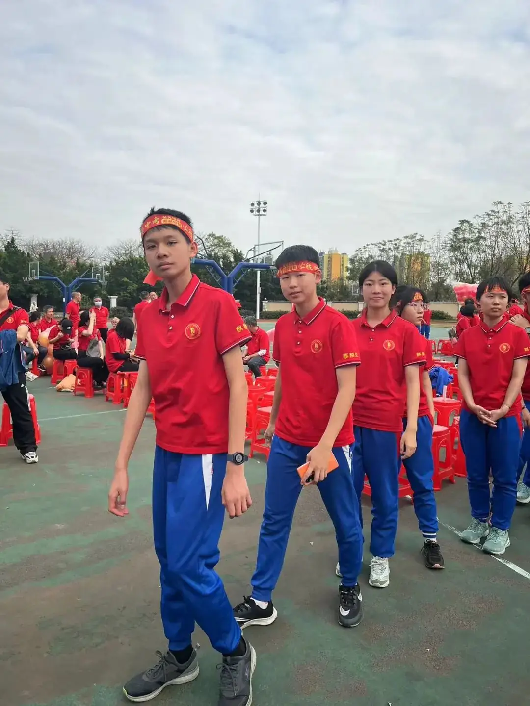 2024,中考百日誓师大会-第56张图片-四季读书网