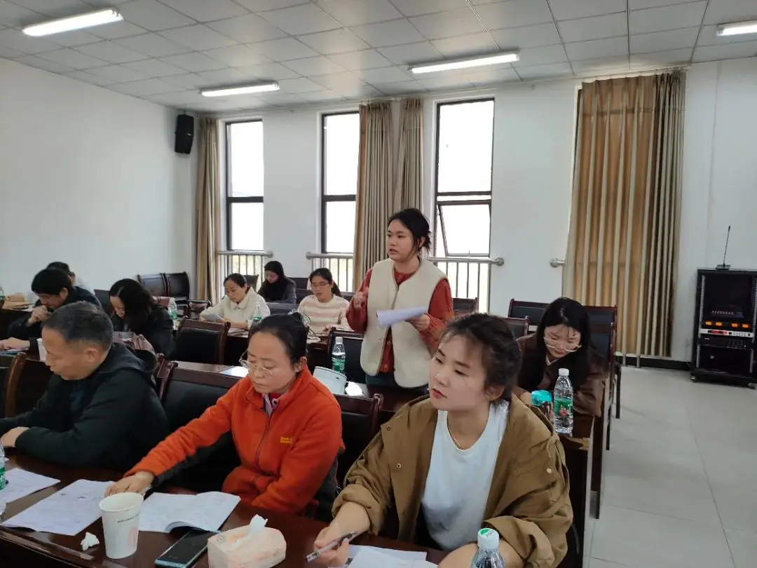 情境化评价下中考复习研究——2024年内江六中联盟中考论坛圆满结束-第10张图片-四季读书网