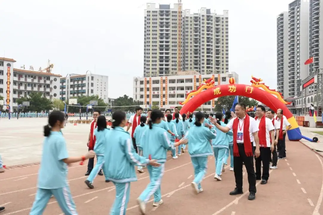 快看!平定中学举办奋战百日中考誓师活动!-第27张图片-四季读书网 快看!平定中学举办奋战百日中考誓师活动!-第27张图片-四季读书网