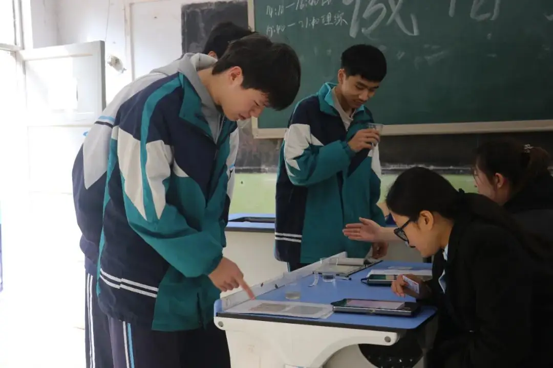 高考体检 | 绛县三维高级中学高三学子高考体检工作圆满结束-第7张图片-四季读书网 高考体检 | 绛县三维高级中学高三学子高考体检工作圆满结束-第7张图片-四季读书网