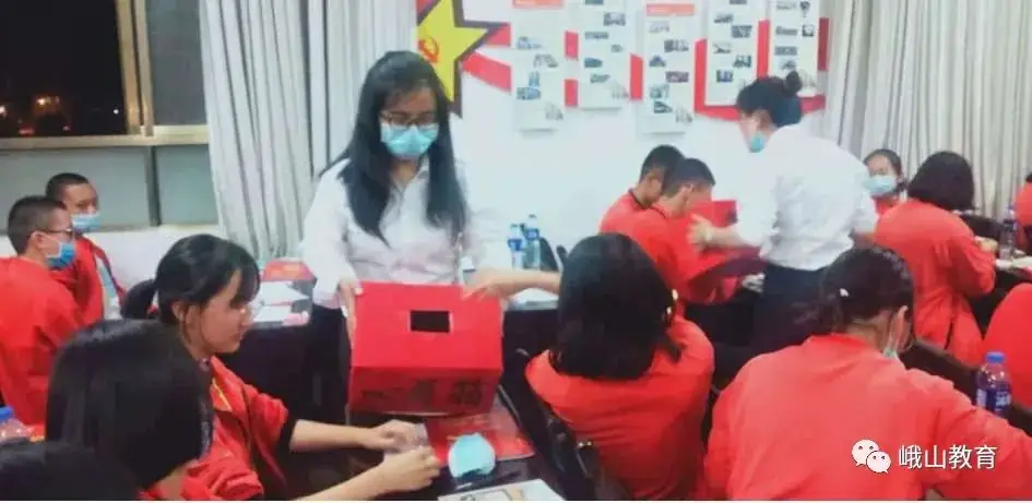 为梦想而战 冲刺中考——峨山县锦屏中学开展初三年级心理健康教育讲座-第2张图片-四季读书网