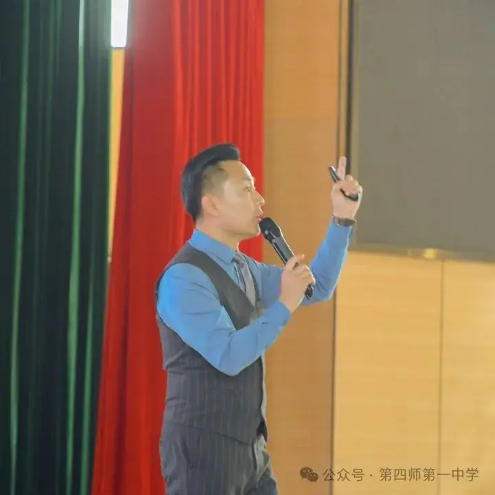 挑战极限,助力高考——高三年级励志演讲会开始啦!-第7张图片-四季读书网