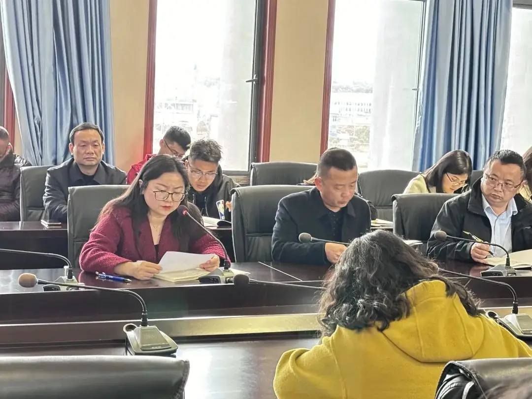我校初中部(龙凤中学)召开2024年中考会考第二次备考会-第4张图片-四季读书网