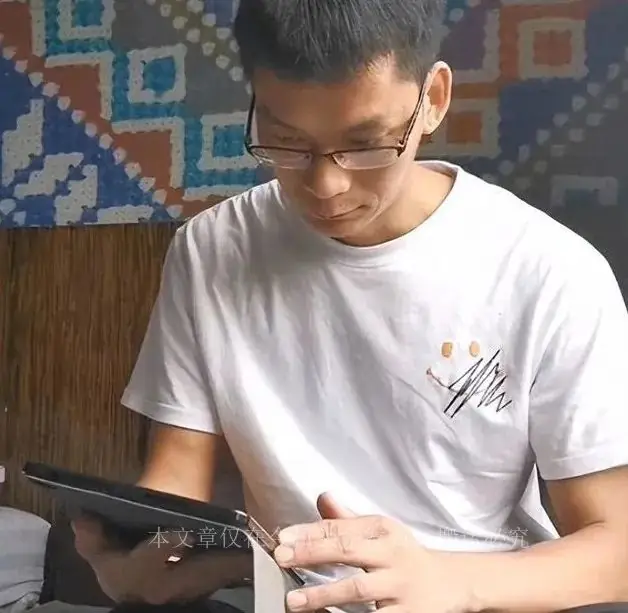 唐尚珺将参加24年高考,得知目标院校后,网友哀其不幸怒其不争-第1张图片-四季读书网