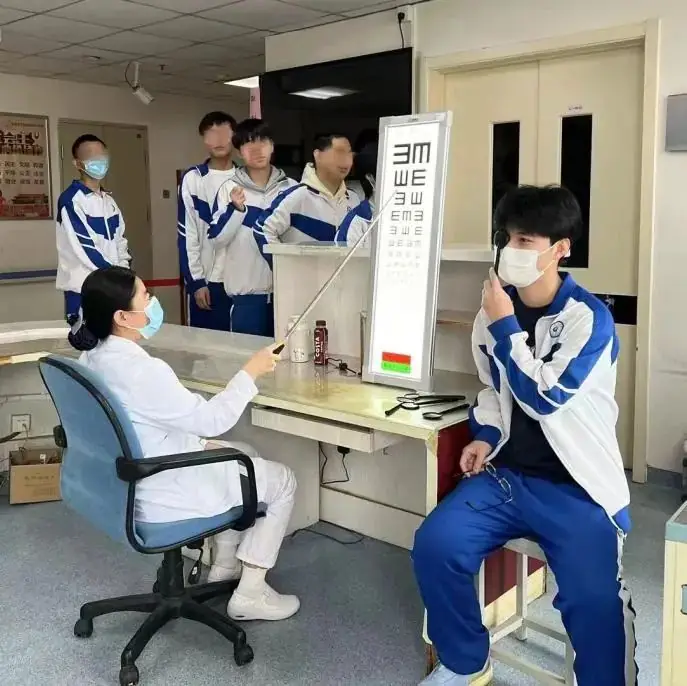 助力高考 为梦护航——东丽医院圆满完成2024年高考体检工作-第3张图片-四季读书网 助力高考 为梦护航——东丽医院圆满完成2024年高考体检工作-第3张图片-四季读书网