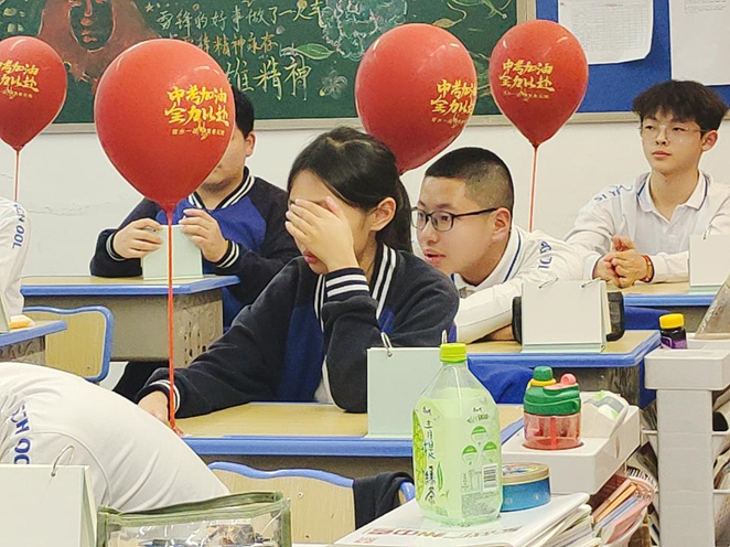 【思源·中考】百日扬鞭策马    七月似锦繁华——广州思源学校2024届中考百日誓师大会-第28张图片-四季读书网