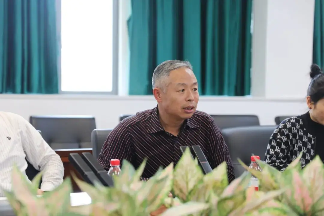 直击高考 创新教研《2023年广东高考物理试题分析和2024年物理备考建议》-第7张图片-四季读书网 直击高考 创新教研《2023年广东高考物理试题分析和2024年物理备考建议》-第7张图片-四季读书网