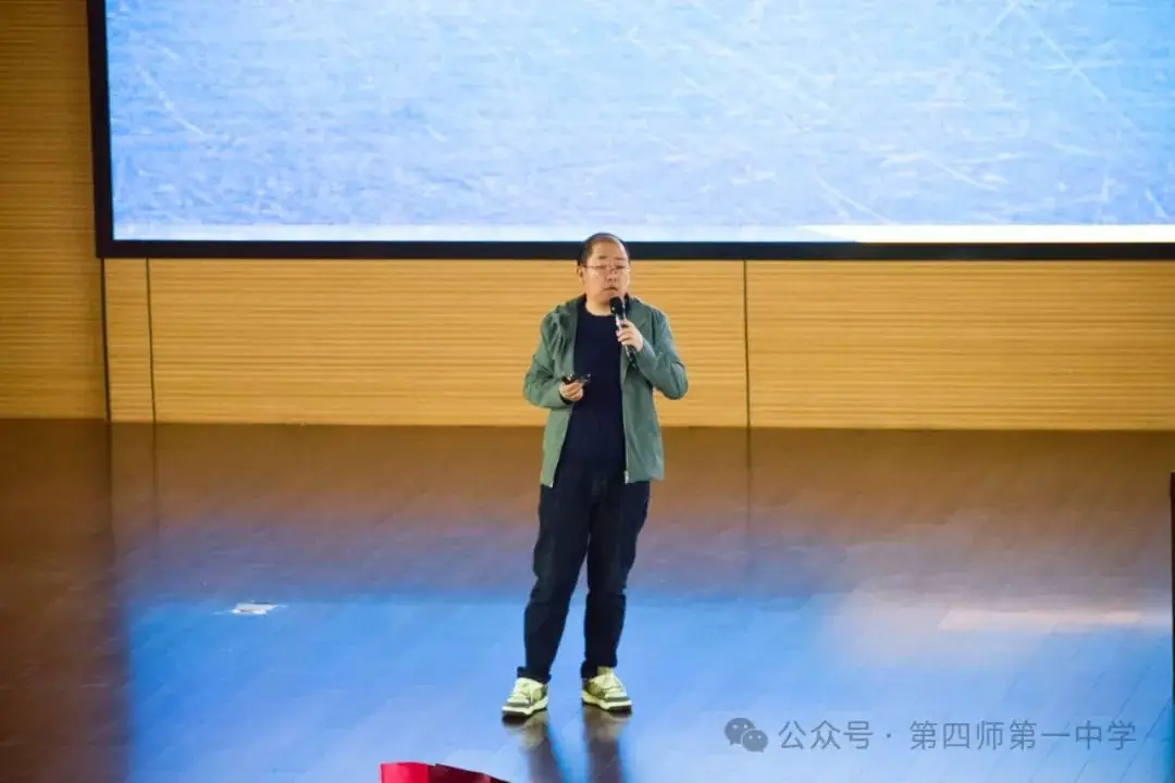挑战极限,助力高考——高三年级励志演讲会开始啦!-第17张图片-四季读书网