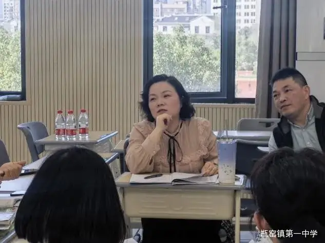 2024年瓶窑镇第一中学中考复习研讨周暨教共体活动历史与社会专场-第6张图片-四季读书网 2024年瓶窑镇第一中学中考复习研讨周暨教共体活动历史与社会专场-第6张图片-四季读书网