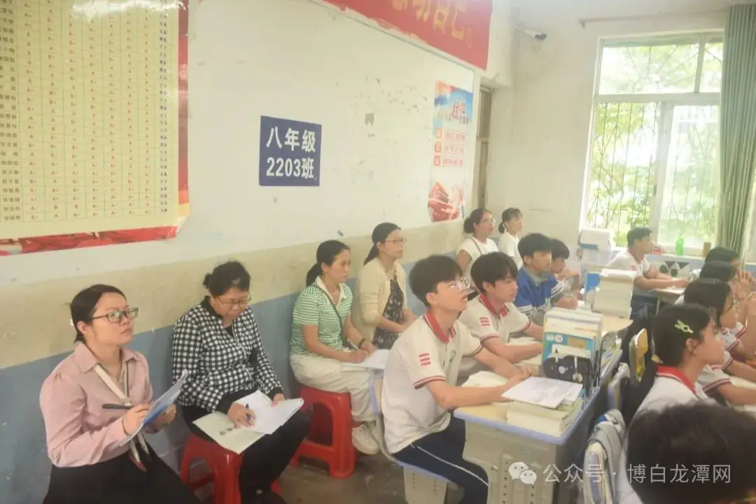 县教研室到南片(二)区开展中考备考调研活动-第8张图片-四季读书网