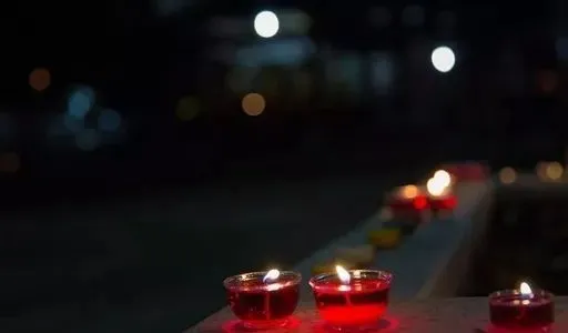 高考结束了,考好考坏,爸妈都等你回家吃饭!请大家转发这篇文章-第1张图片-四季读书网