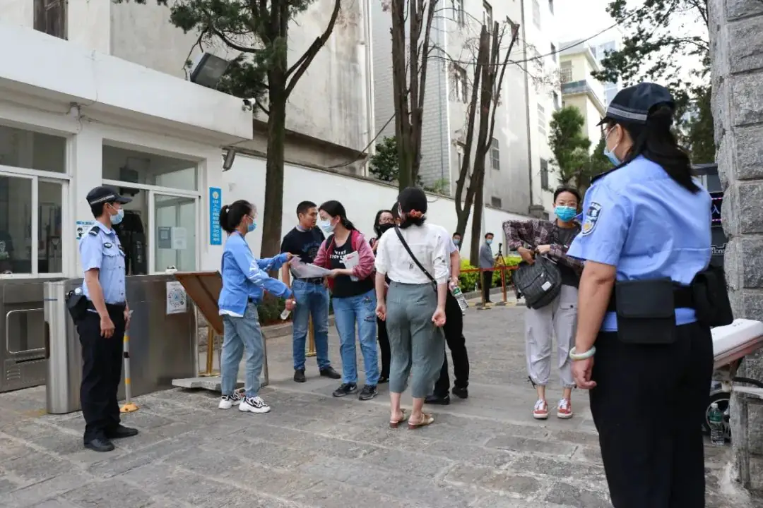 【治庸·铁军】#护航高考有蜀黍#大理市警方全力护航2020年高考-第23张图片-四季读书网