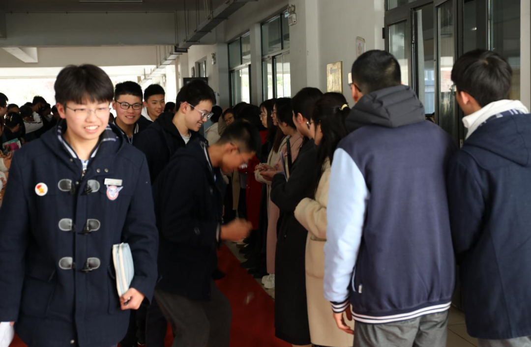 鹏皓情怀 圆梦中考——南京市将军山中学2024中考誓师大会-第16张图片-四季读书网