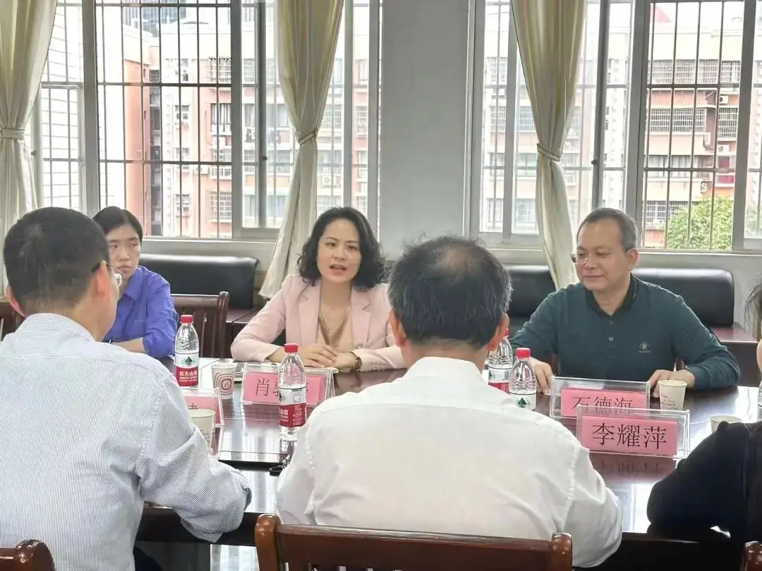 倾心指导,备战中考——柳南区领导莅临我校指导中考备考工作-第3张图片-四季读书网