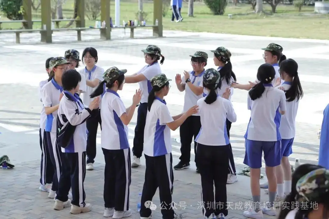 【冲刺百日遂宏愿 决胜中考正青春】深圳大学附属教育集团外国语中学中考冲刺活动圆满落幕!-第30张图片-四季读书网 【冲刺百日遂宏愿 决胜中考正青春】深圳大学附属教育集团外国语中学中考冲刺活动圆满落幕!-第30张图片-四季读书网