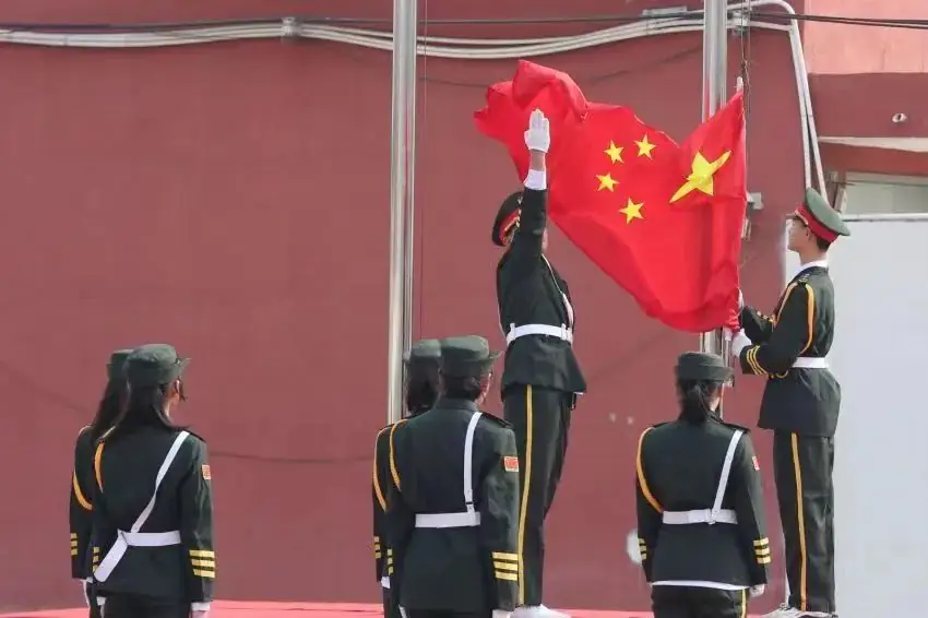 激扬斗志 逐梦中考——九年级中考誓师大会纪实-第11张图片-四季读书网 激扬斗志 逐梦中考——九年级中考誓师大会纪实-第11张图片-四季读书网