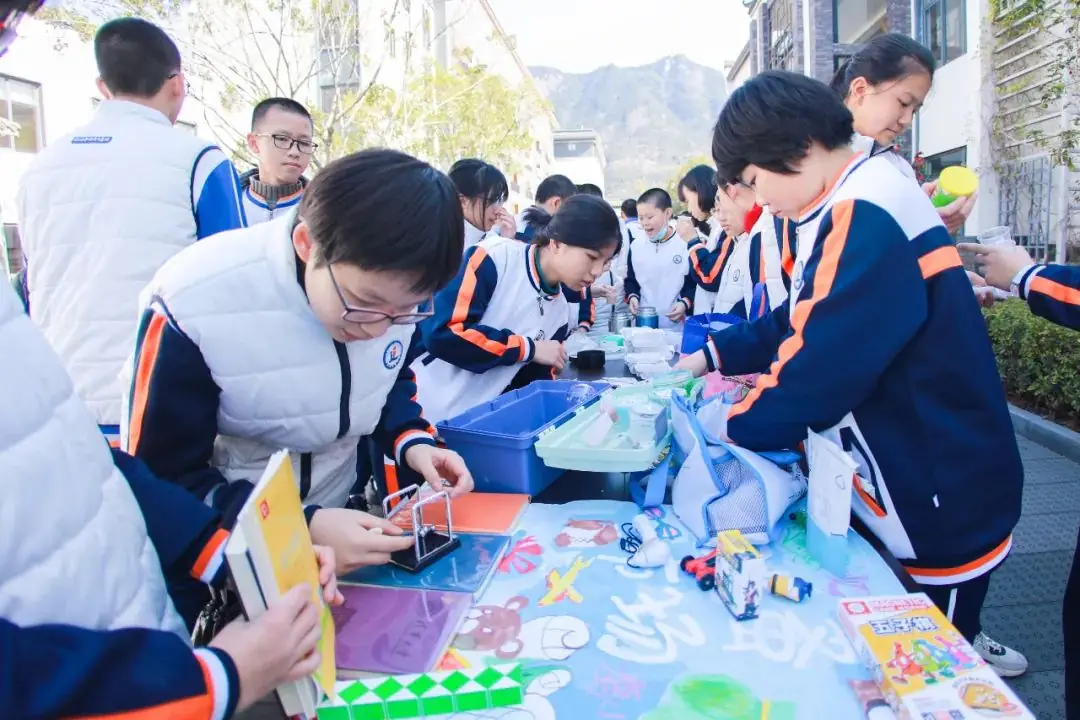 说起“中考第一”,你会想起哪所学校?| 每周一校-第15张图片-四季读书网