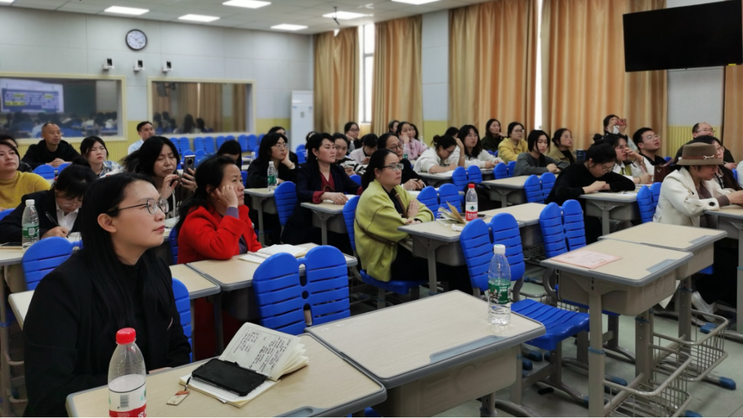 时事要闻|2024年洪江市英语中考复习研讨会在洪江市第六中学举行 第9张 时事要闻|2024年洪江市英语中考复习研讨会在洪江市第六中学举行 第9张