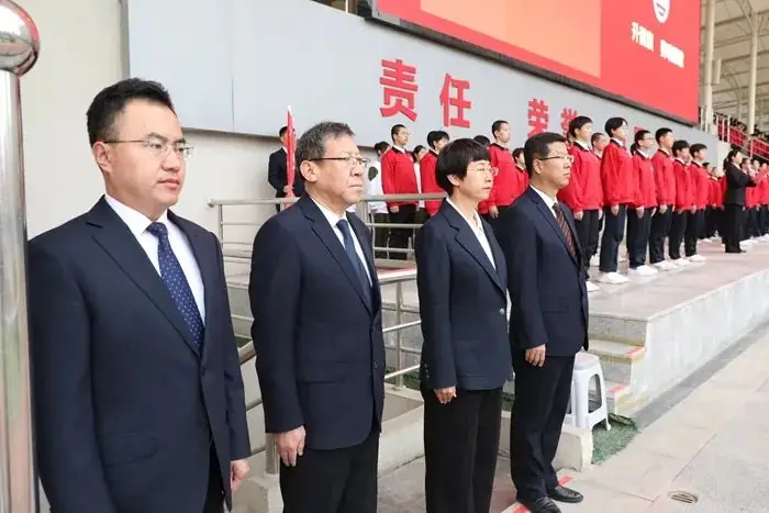 奋斗百日,决战中考 ——石家庄市第四十四中学初中部21级百日誓师大会纪实-第2张图片-四季读书网
