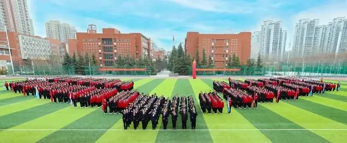 奋斗百日,决战中考 ——石家庄市第四十四中学初中部21级百日誓师大会纪实-第21张图片-四季读书网