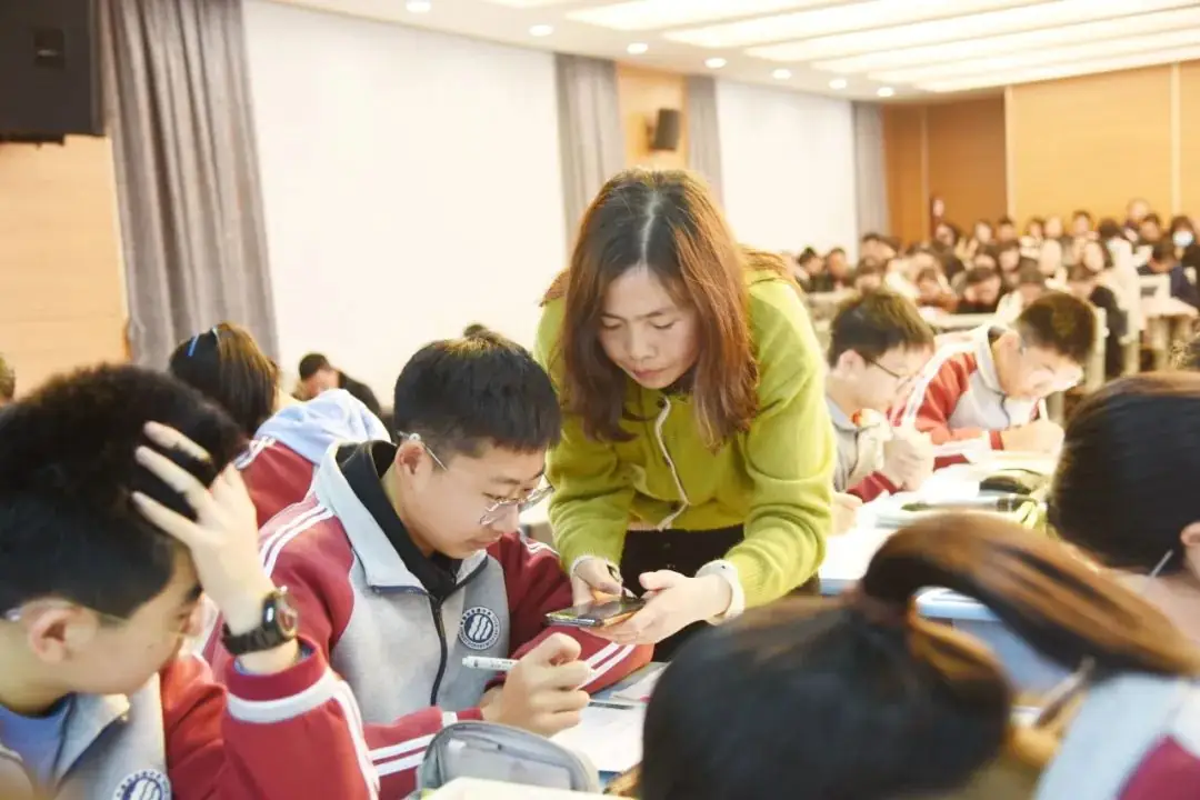 中考改革与评价|聚焦省统中考命题 探索高效科学复习——嘉兴市2024年初中毕业生学业水平考试省级命题与复习专题研讨科学专场活动 第8张 中考改革与评价|聚焦省统中考命题 探索高效科学复习——嘉兴市2024年初中毕业生学业水平考试省级命题与复习专题研讨科学专场活动 第8张