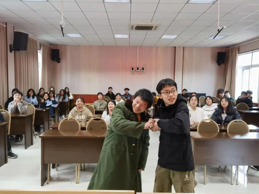 【岭上四JING·心净】减压赋能,笑迎中考——仙居县安岭乡中心学校开展中考冲刺心理减压系列活动-第33张图片-四季读书网 【岭上四JING·心净】减压赋能,笑迎中考——仙居县安岭乡中心学校开展中考冲刺心理减压系列活动-第33张图片-四季读书网