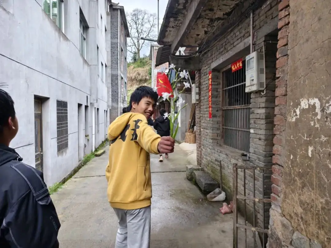 【岭上四JING·心净】减压赋能,笑迎中考——仙居县安岭乡中心学校开展中考冲刺心理减压系列活动-第23张图片-四季读书网 【岭上四JING·心净】减压赋能,笑迎中考——仙居县安岭乡中心学校开展中考冲刺心理减压系列活动-第23张图片-四季读书网