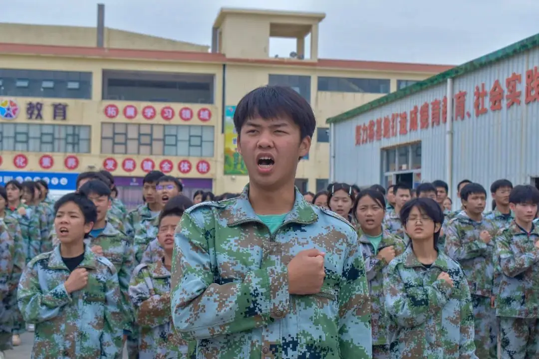 青春奋发  誓赢中考——泉港第六中学2024年春季综合实践活动纪实-第5张图片-四季读书网