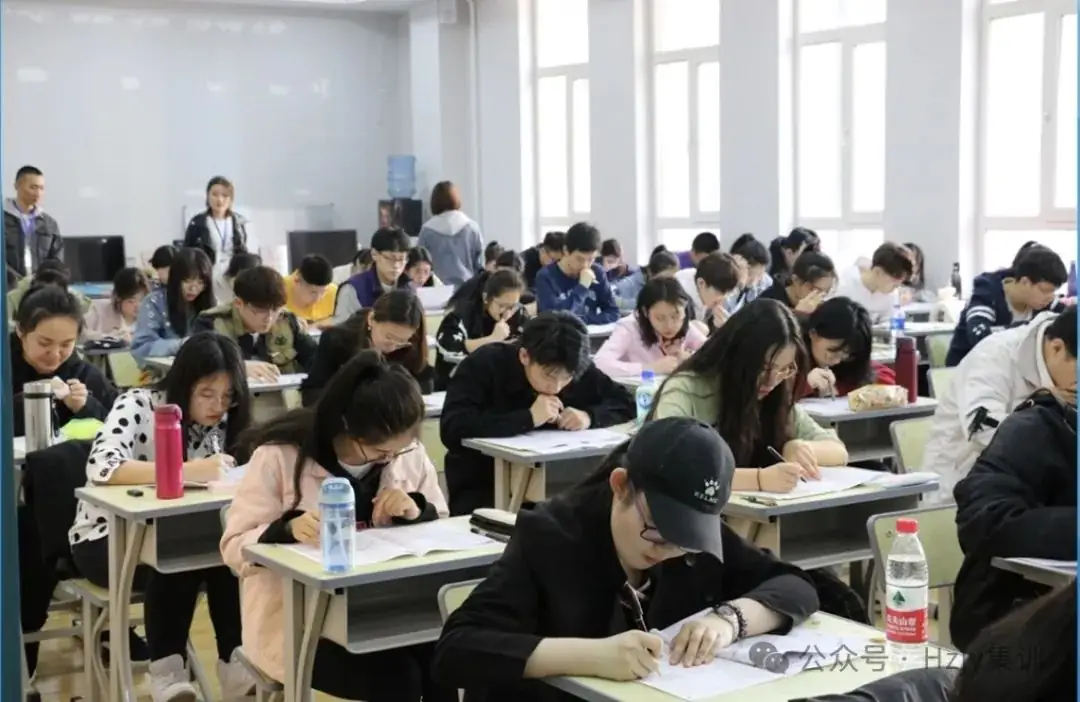 25届高考集训营开始报名-第23张图片-四季读书网