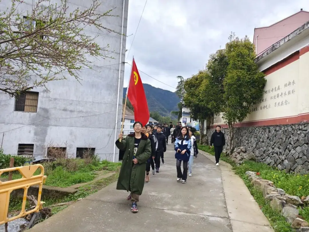 【岭上四JING·心净】减压赋能,笑迎中考——仙居县安岭乡中心学校开展中考冲刺心理减压系列活动-第5张图片-四季读书网 【岭上四JING·心净】减压赋能,笑迎中考——仙居县安岭乡中心学校开展中考冲刺心理减压系列活动-第5张图片-四季读书网