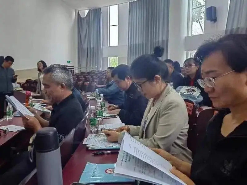 高考研讨‖墨江一中高三赴普洱市参加高考研讨会-第18张图片-四季读书网