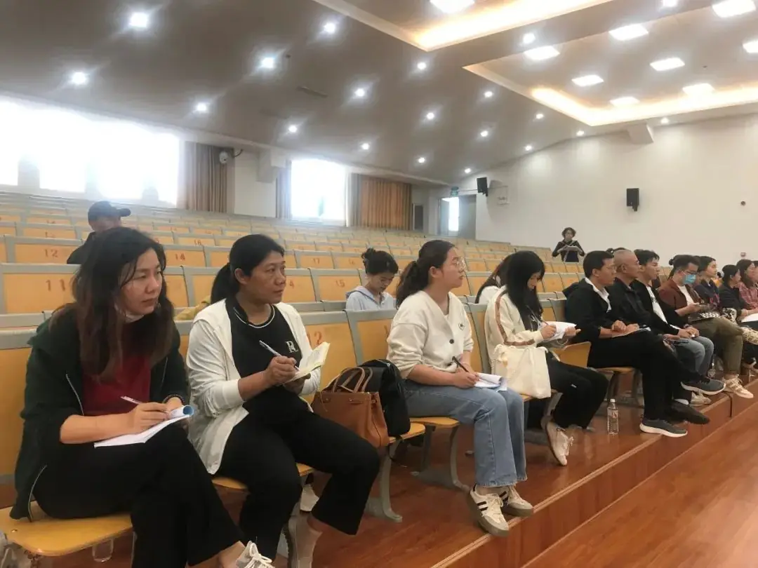 高考研讨‖墨江一中高三赴普洱市参加高考研讨会-第4张图片-四季读书网