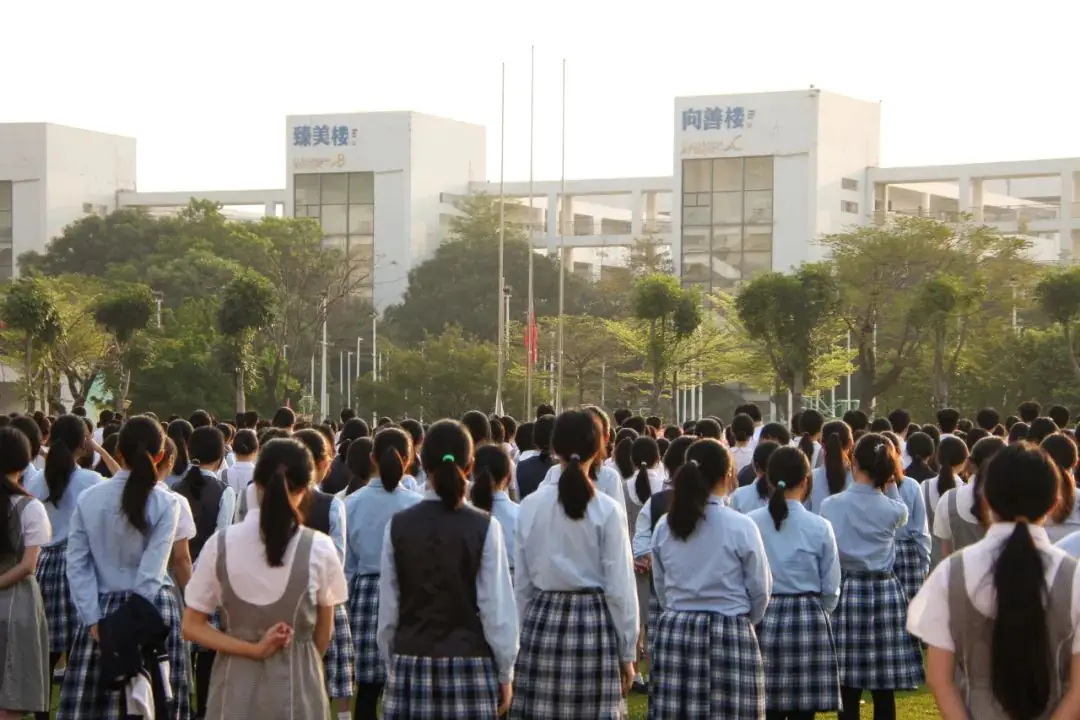 高考誓师——2023-2024学年度第二学期第六周的升旗仪式-第11张图片-四季读书网