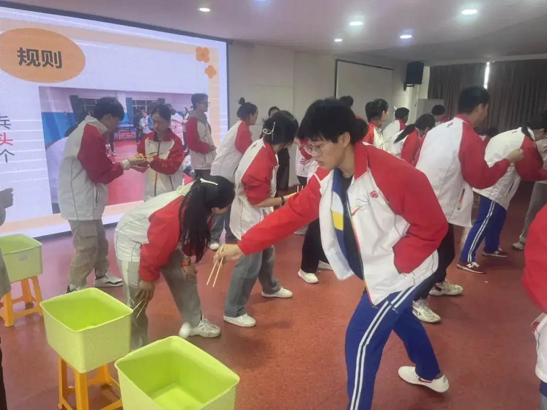 心理健康|携手共进 助力高考——吉林特教开展高三师生心理团建活动-第20张图片-四季读书网 心理健康|携手共进 助力高考——吉林特教开展高三师生心理团建活动-第20张图片-四季读书网