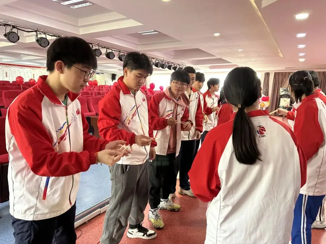 心理健康|携手共进 助力高考——吉林特教开展高三师生心理团建活动-第22张图片-四季读书网 心理健康|携手共进 助力高考——吉林特教开展高三师生心理团建活动-第22张图片-四季读书网