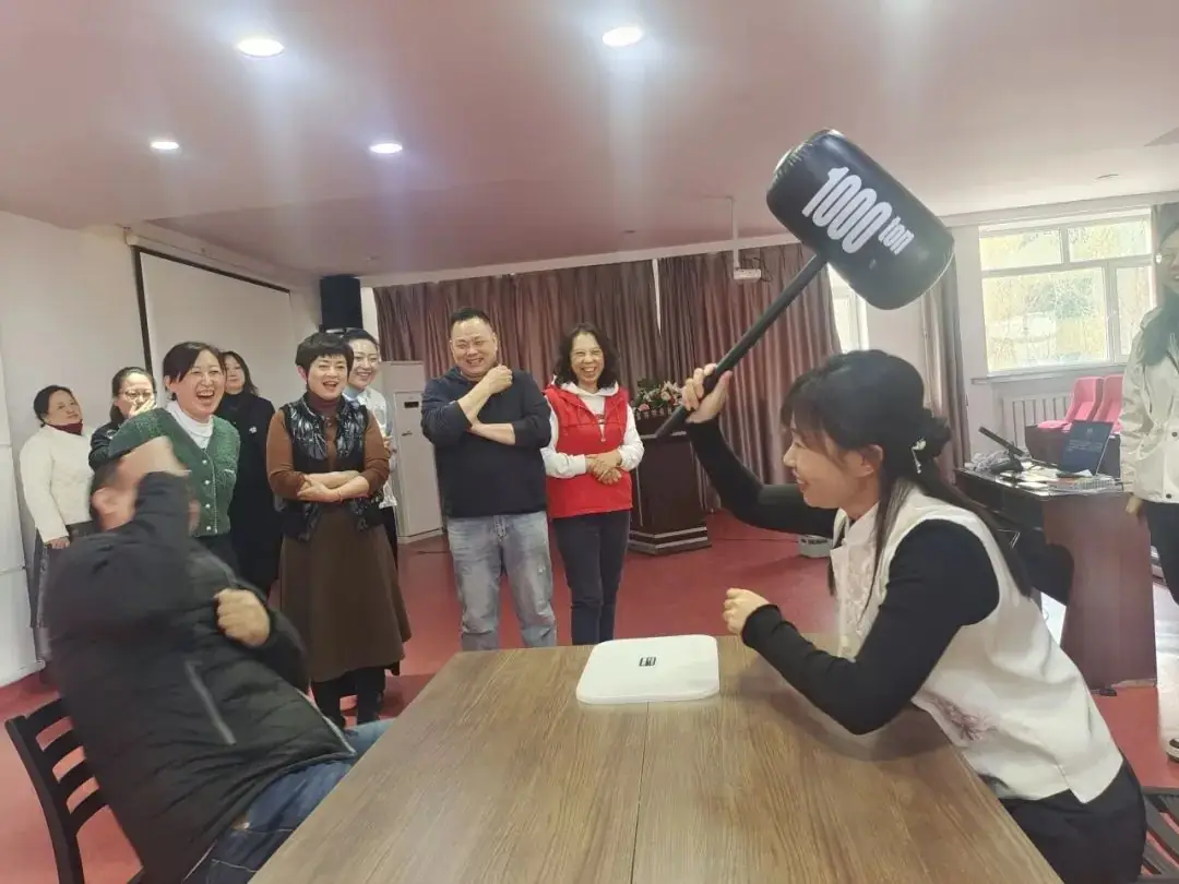 心理健康|携手共进 助力高考——吉林特教开展高三师生心理团建活动-第9张图片-四季读书网 心理健康|携手共进 助力高考——吉林特教开展高三师生心理团建活动-第9张图片-四季读书网