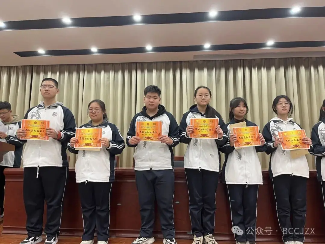 领航青春  助力中考-第10张图片-四季读书网