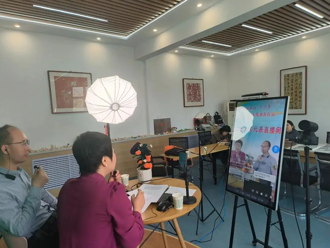 河滨路社区:开展“重视高考考试状态 发挥最佳水平”心理健康教育专场直播活动-第3张图片-四季读书网 河滨路社区:开展“重视高考考试状态 发挥最佳水平”心理健康教育专场直播活动-第3张图片-四季读书网