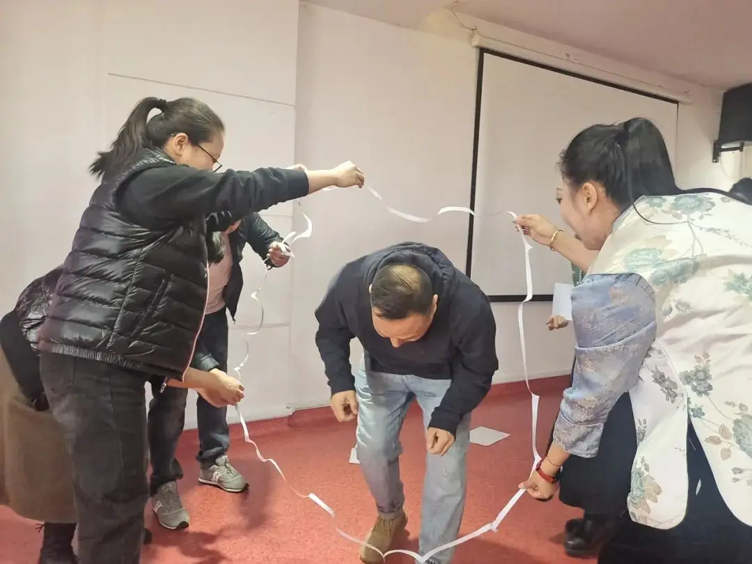 心理健康|携手共进 助力高考——吉林特教开展高三师生心理团建活动-第11张图片-四季读书网 心理健康|携手共进 助力高考——吉林特教开展高三师生心理团建活动-第11张图片-四季读书网