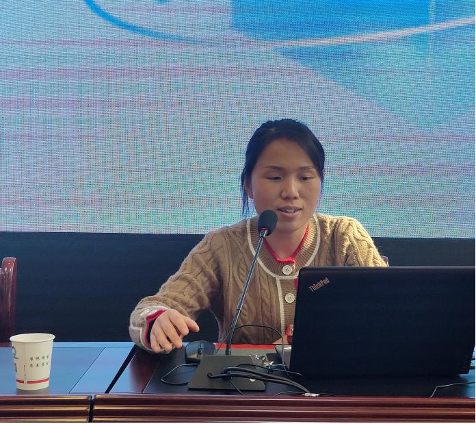 毕节市2024届高考历史学科二轮复习备考暨教研员联系学校建设特色学科教研交流活动-第19张图片-四季读书网 毕节市2024届高考历史学科二轮复习备考暨教研员联系学校建设特色学科教研交流活动-第19张图片-四季读书网