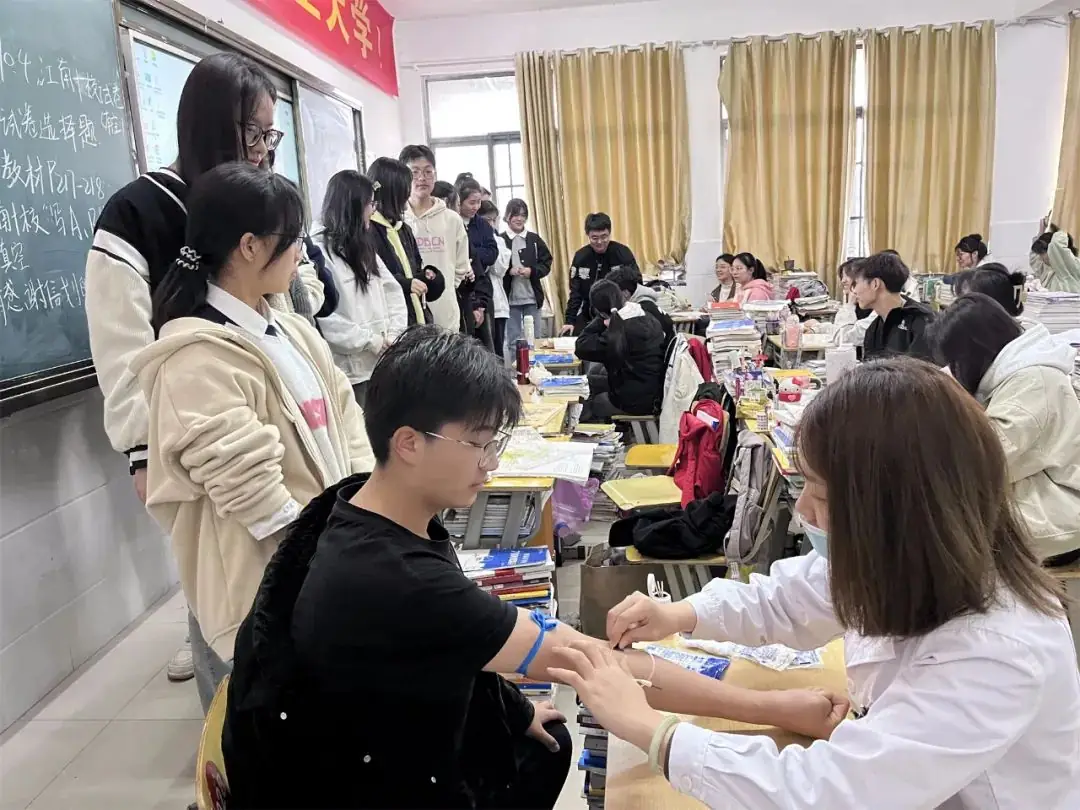 保驾护航 助力圆梦——我校2024年高考体检工作圆满完成-第8张图片-四季读书网