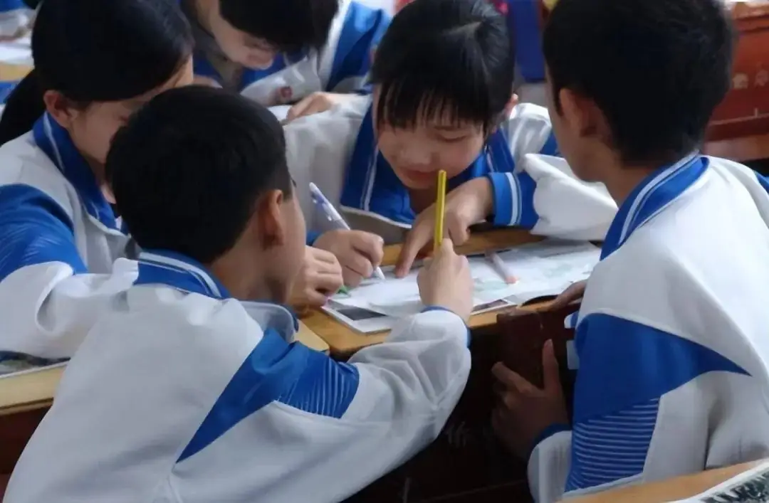 中考上岸后才明白,想要中考取得好成绩,必须从初一开始狠狠抓好下面五件事-第2张图片-四季读书网 中考上岸后才明白,想要中考取得好成绩,必须从初一开始狠狠抓好下面五件事-第2张图片-四季读书网