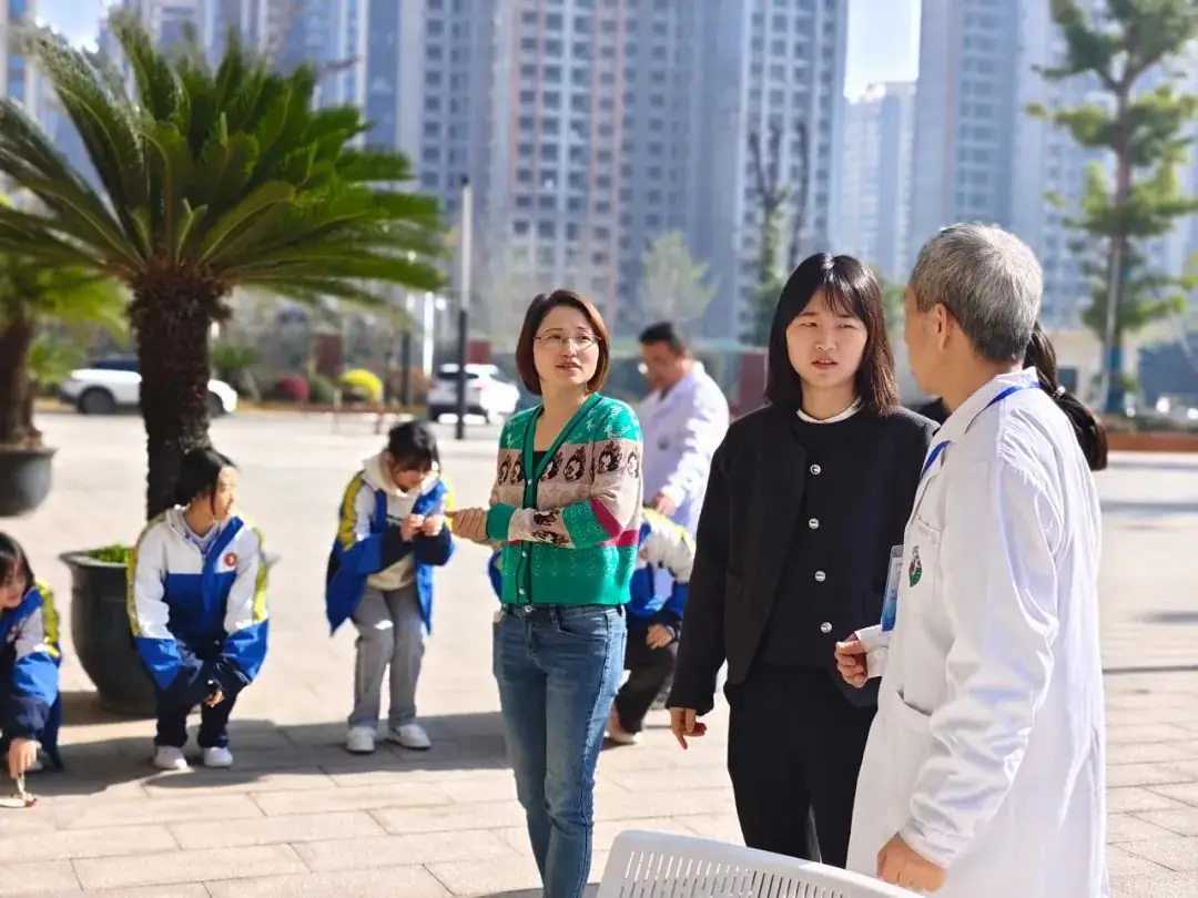 【护航高考】广汉市卫健局送检入校 护航高考-第9张图片-四季读书网