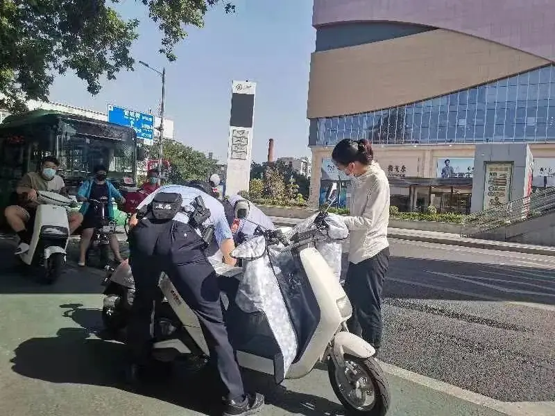 护航高考 | 你们乘风破浪 我们保驾护航!-第29张图片-四季读书网