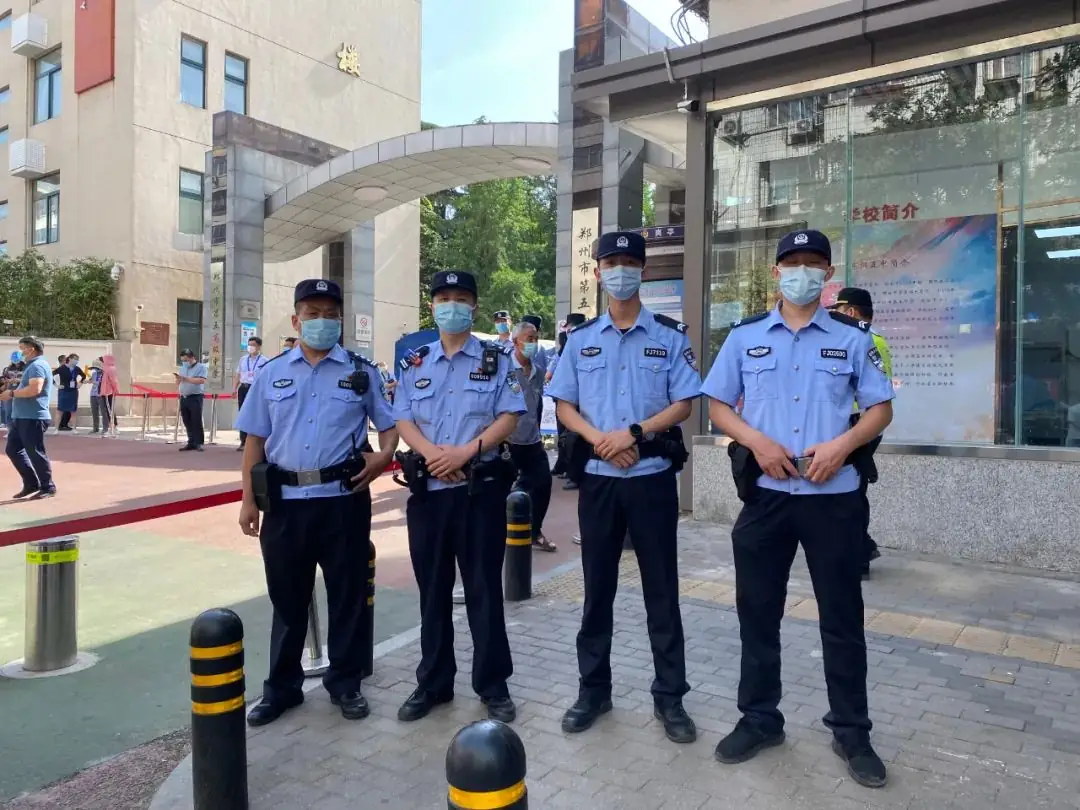 护航高考 | 你们乘风破浪 我们保驾护航!-第25张图片-四季读书网