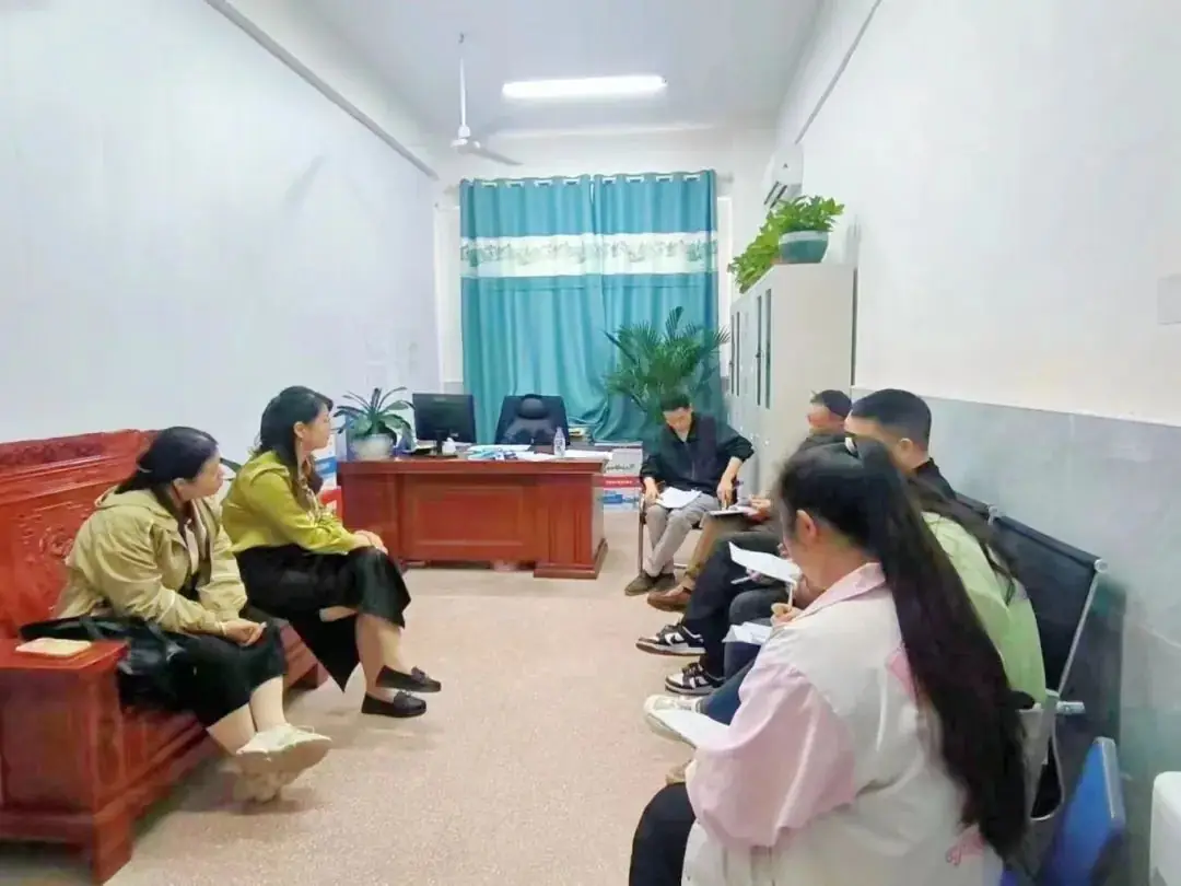 聚焦命题精研高考,优化策略探究课例|师大思沁总校2024年高考复习研讨会圆满落幕!-第35张图片-四季读书网