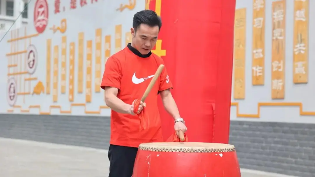 【校园动态】十年磨一剑 中考越雄关||紫阳中学初中部举行2024届中考誓师大会-第7张图片-四季读书网