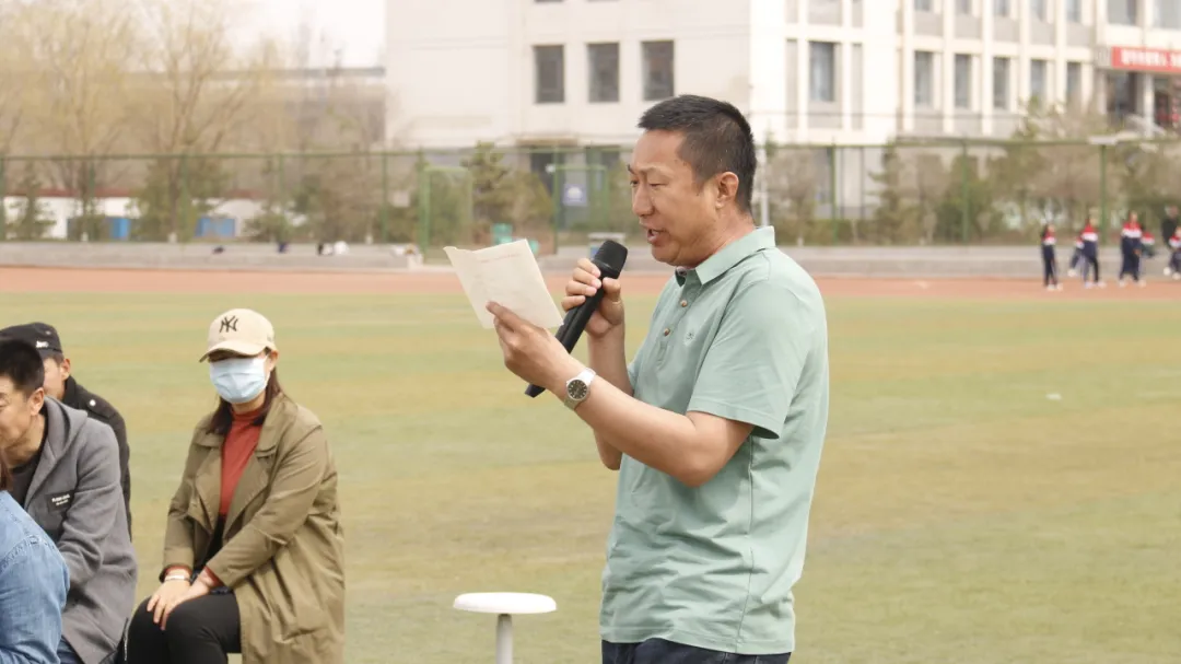 【中考】挑战极限,为梦而战——赛罕区民族中学举行中考励志报告会-第17张图片-四季读书网