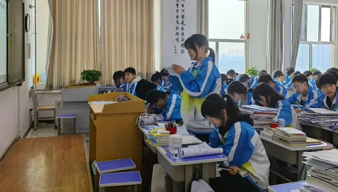 高考倒计时60天!兰州成功自强补习学校高考校区教学能手批评比活动高效开展-第3张图片-四季读书网
